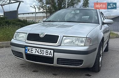 Універсал Skoda Octavia 2001 в Дніпрі