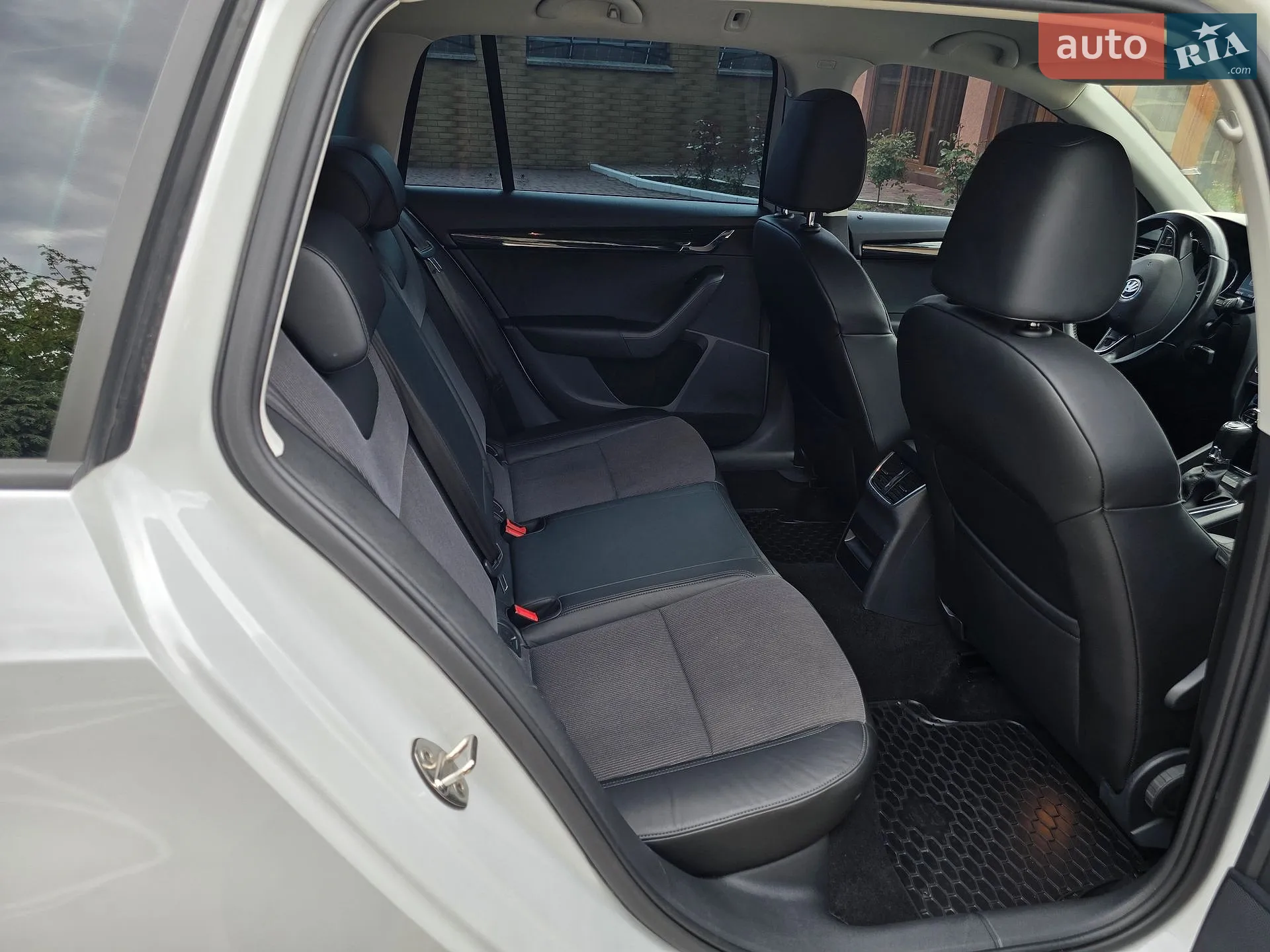 2019 Skoda Octavia - мініатюра 47
