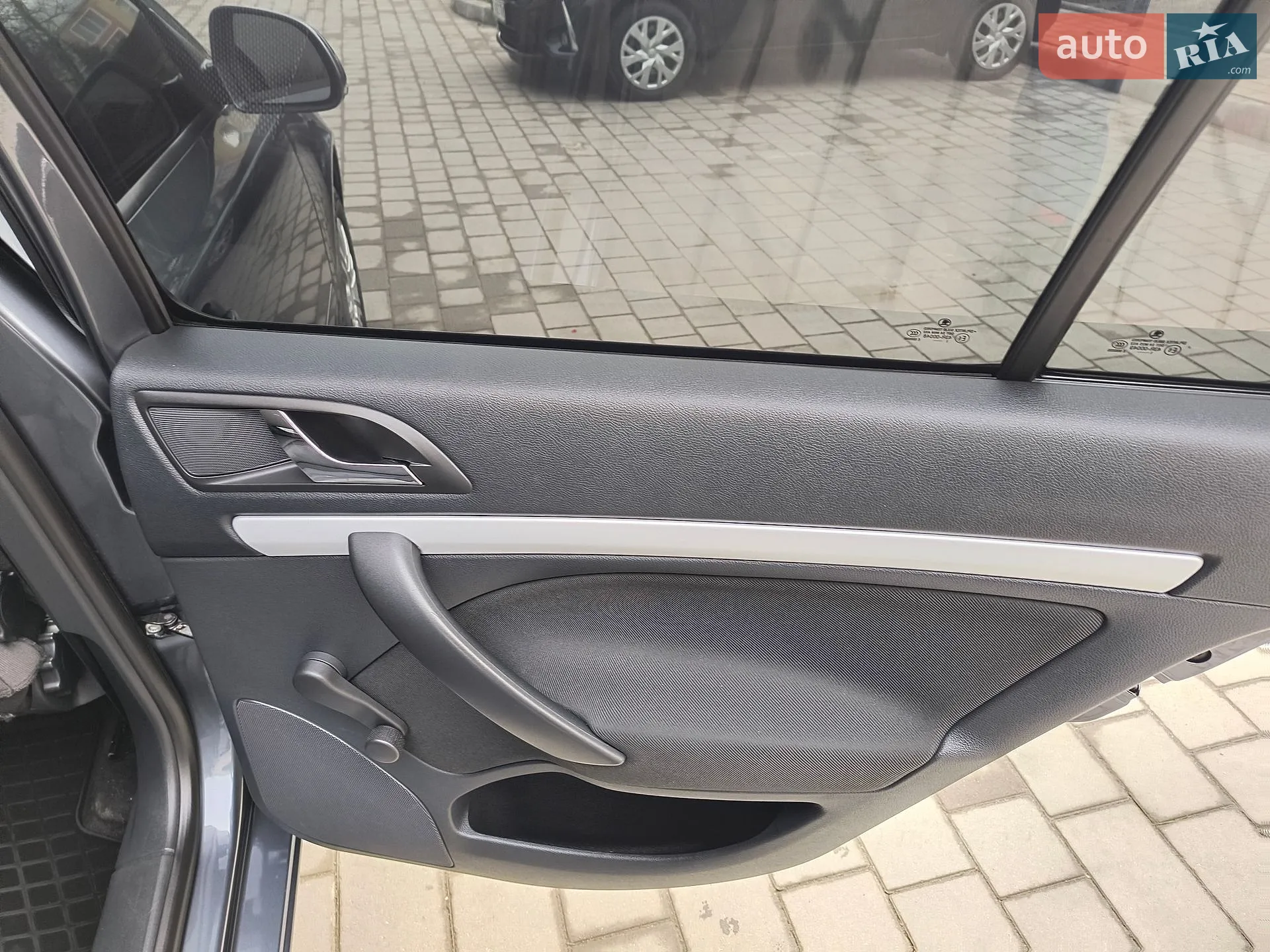 2011 Skoda Octavia - мініатюра 5