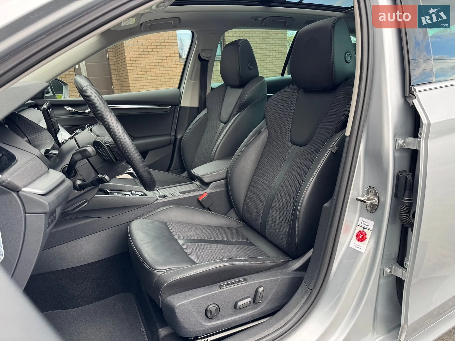 2022 Skoda Octavia - мініатюра 22