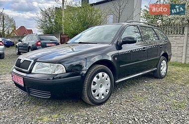 Универсал Skoda Octavia 2009 в Луцке