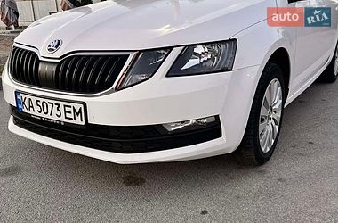Універсал Skoda Octavia 2017 в Миронівці