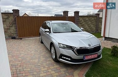 Універсал Skoda Octavia 2022 в Луцьку