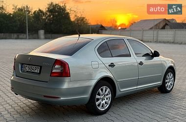 Лифтбек Skoda Octavia 2012 в Ужгороде