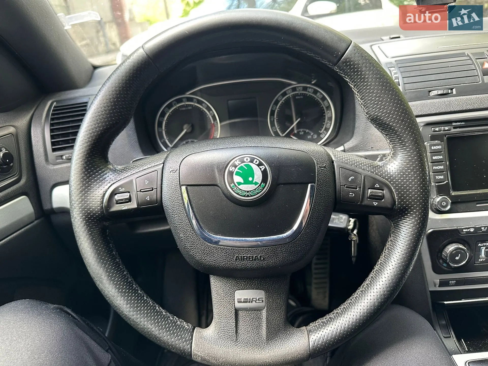 Skoda Octavia 2009 VIN TMBUH61Z4A2053008 фото оголошення 16 з 17