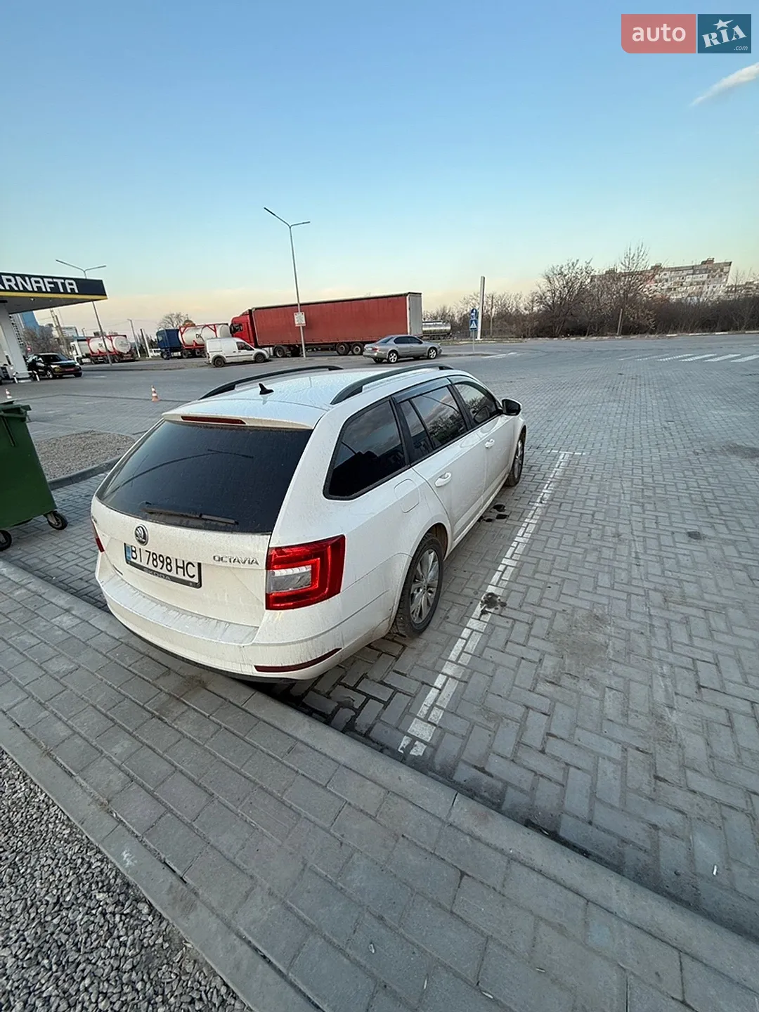 2017 Skoda Octavia - мініатюра 3