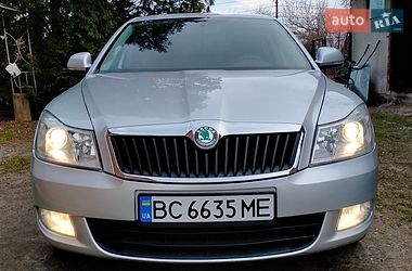 Лифтбек Skoda Octavia 2009 в Львове