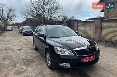 Універсал Skoda Octavia 2011 в Охтирці
