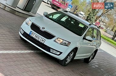 Универсал Skoda Octavia 2015 в Крыжополе