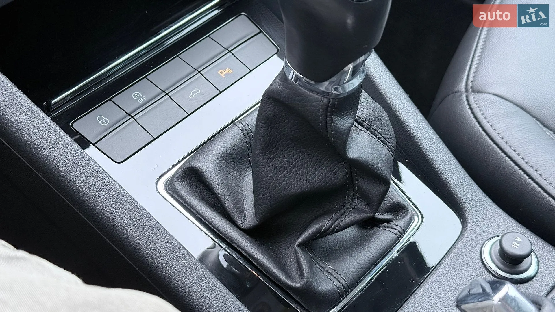2019 Skoda Octavia - мініатюра 32