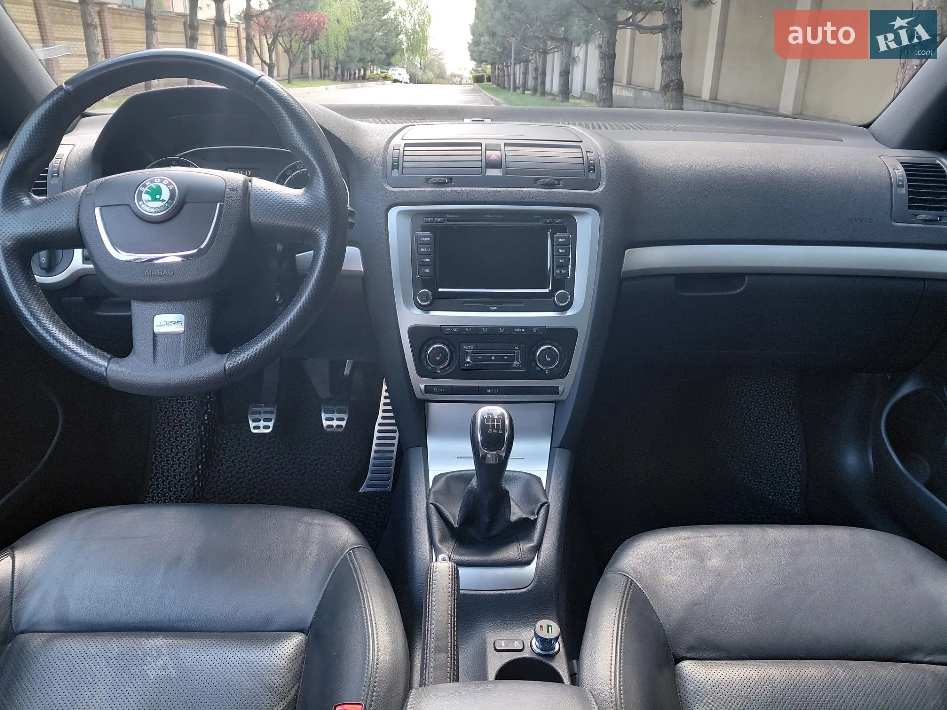 2011 Skoda Octavia - мініатюра 10