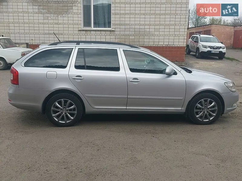 Skoda Octavia 2011 VIN TMBHT61Z6C2116483 фото оголошення 8 з 54