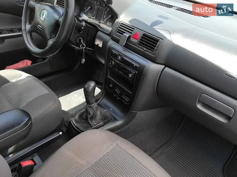 Skoda Octavia 2006 VIN TMBDK41U57B007111 фото оголошення 4 з 50