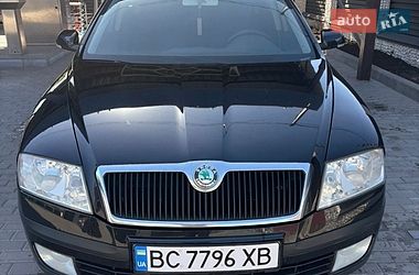 Лифтбек Skoda Octavia 2007 в Новом Буге