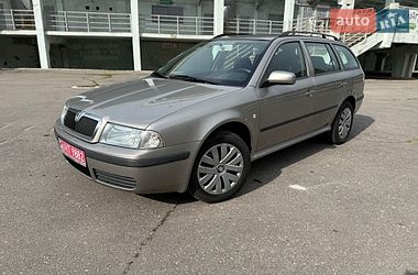 Універсал Skoda Octavia 2008 в Полтаві