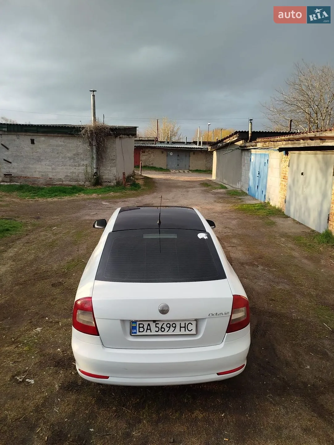 2010 Skoda Octavia - мініатюра 5