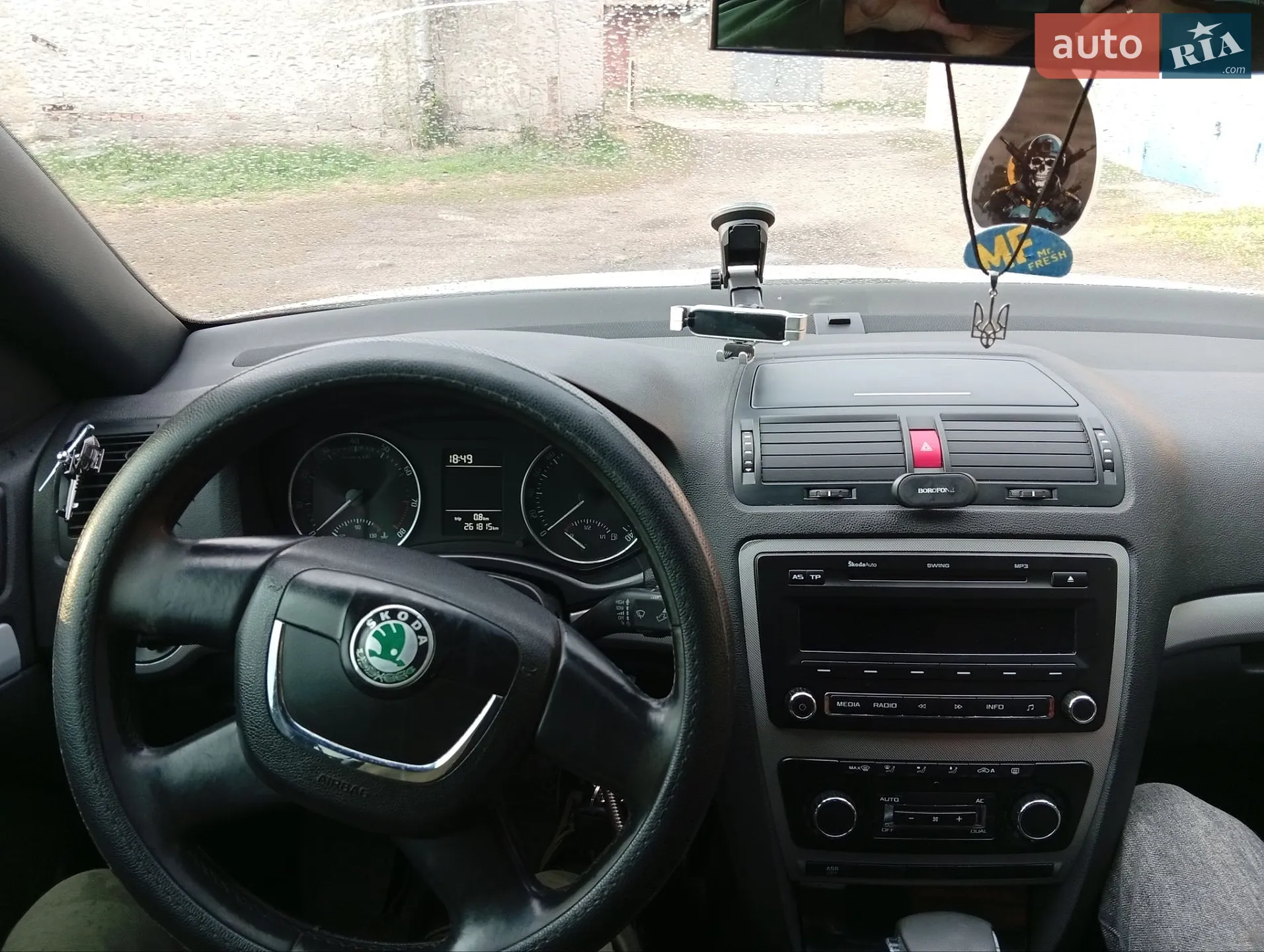 2010 Skoda Octavia - мініатюра 12