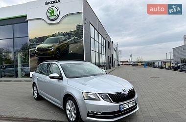 Универсал Skoda Octavia 2017 в Ивано-Франковске