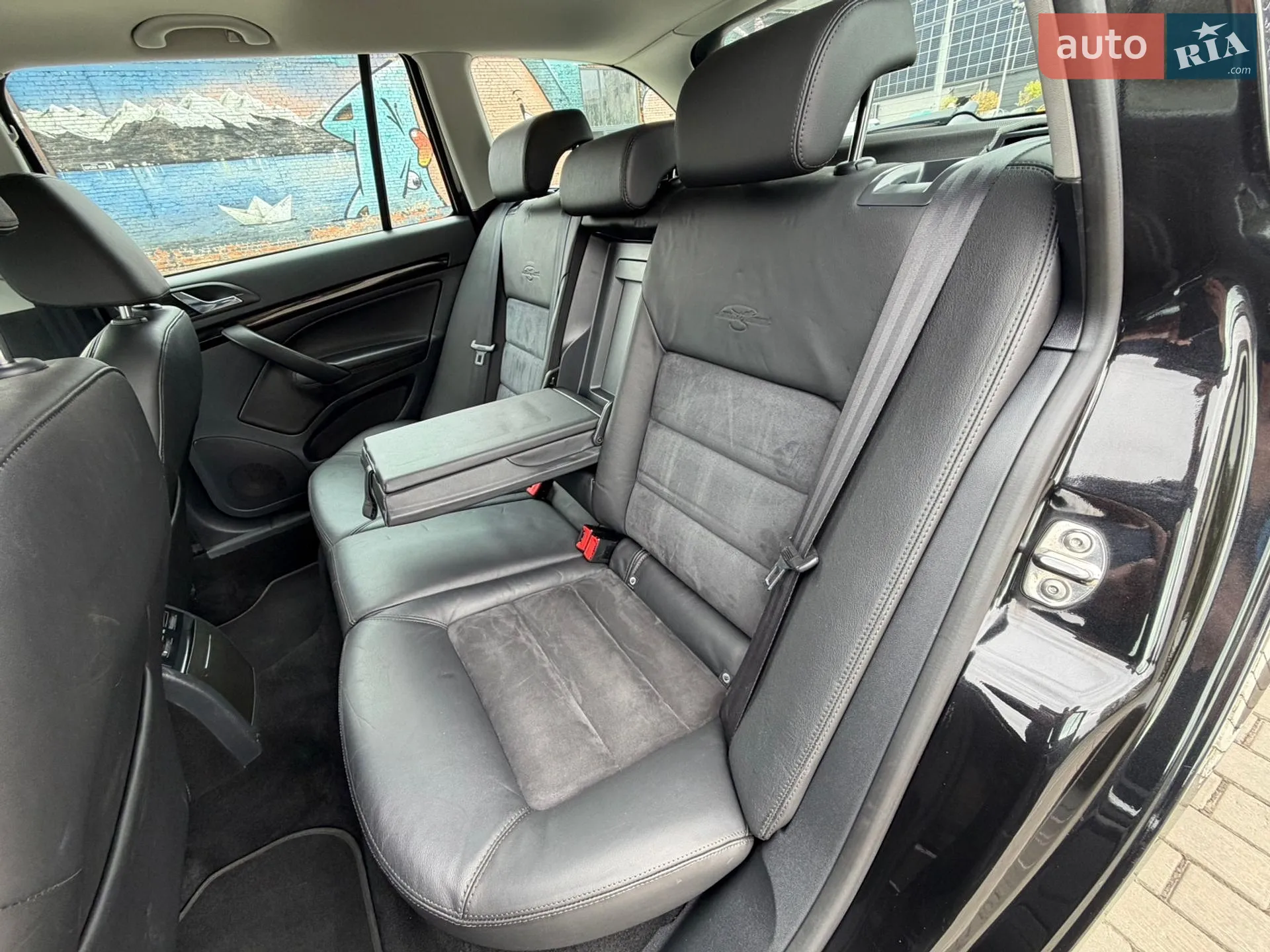 2010 Skoda Octavia - мініатюра 4