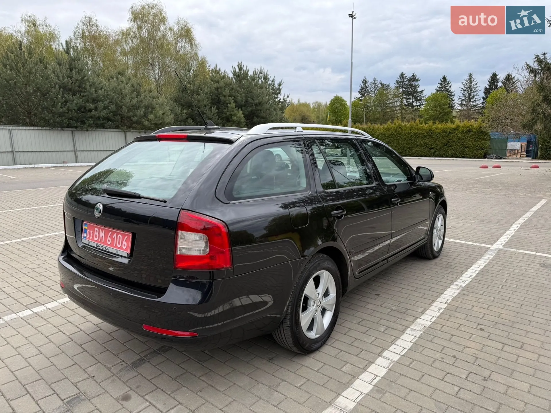 2010 Skoda Octavia - мініатюра 18