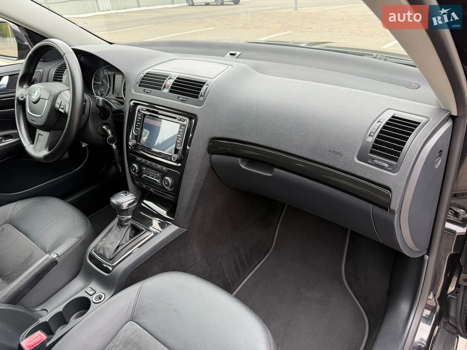 2010 Skoda Octavia - мініатюра 94