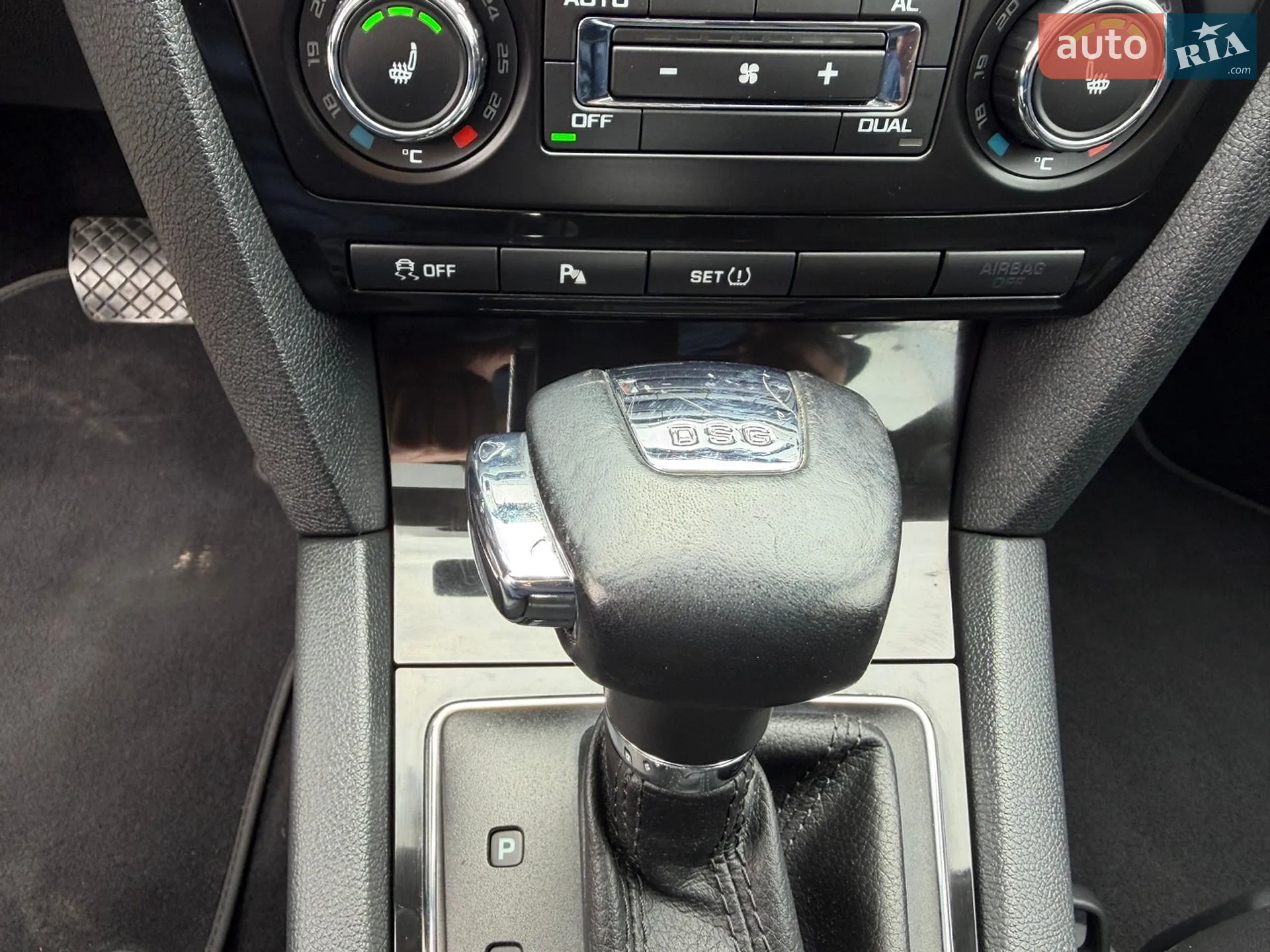 2010 Skoda Octavia - мініатюра 119