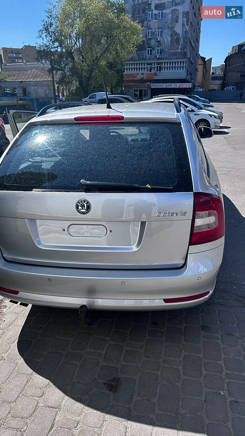 2011 Skoda Octavia - мініатюра 18