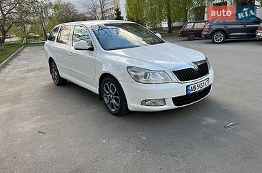 Универсал Skoda Octavia 2010 в Виннице