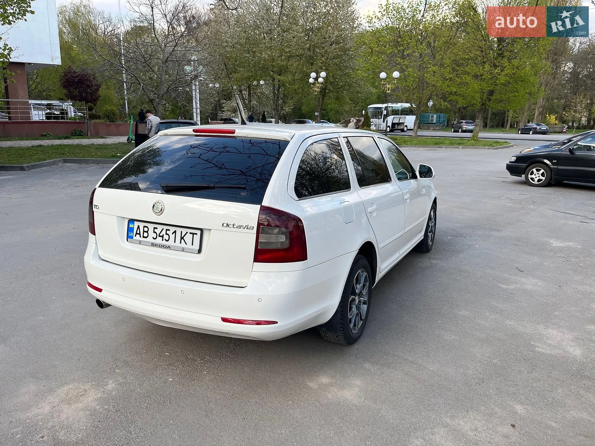 2010 Skoda Octavia - мініатюра 9