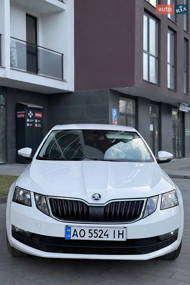2017 Skoda Octavia - мініатюра 24