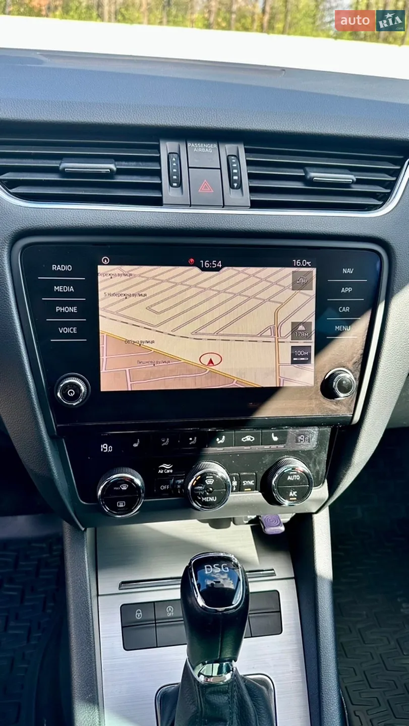 2019 Skoda Octavia - мініатюра 16