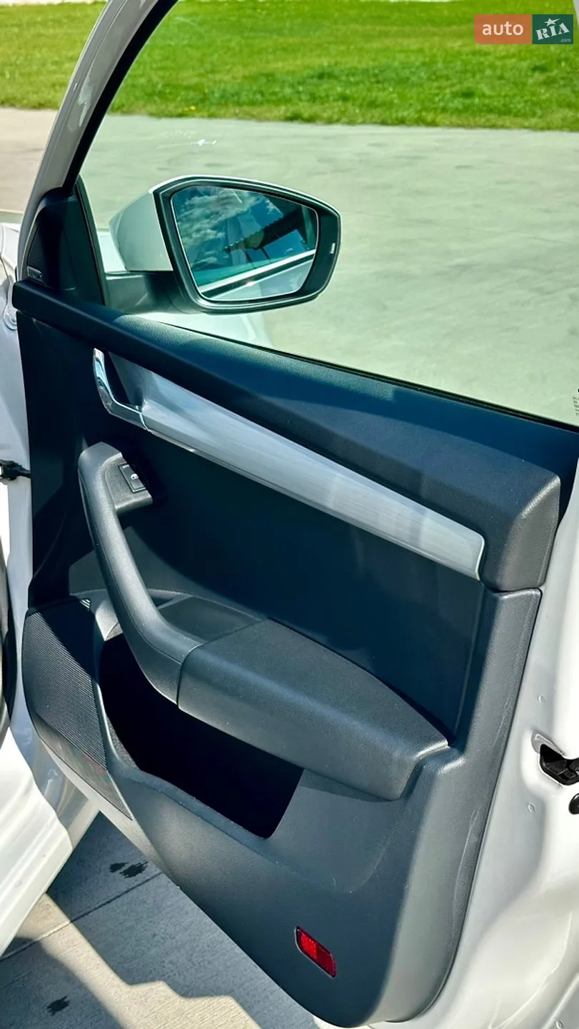 2019 Skoda Octavia - мініатюра 21