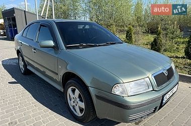 Ліфтбек Skoda Octavia 2002 в Львові