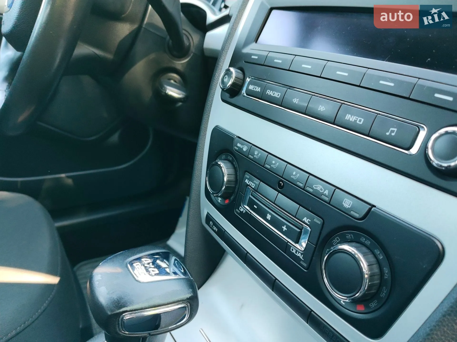 2011 Skoda Octavia - мініатюра 33