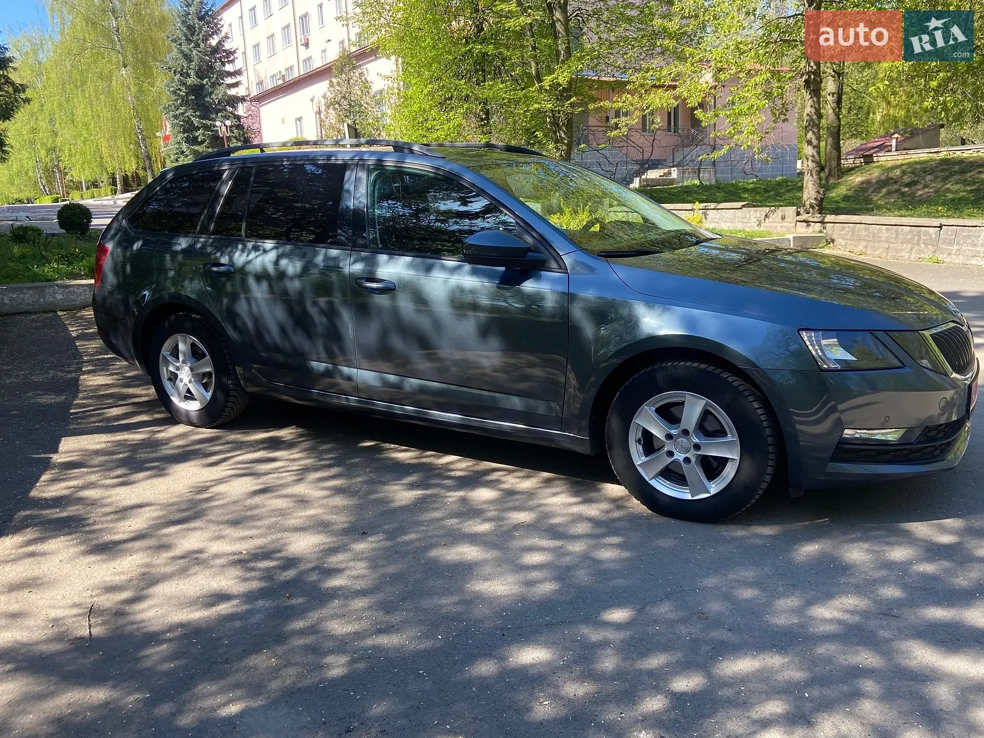2017 Skoda Octavia - мініатюра 3