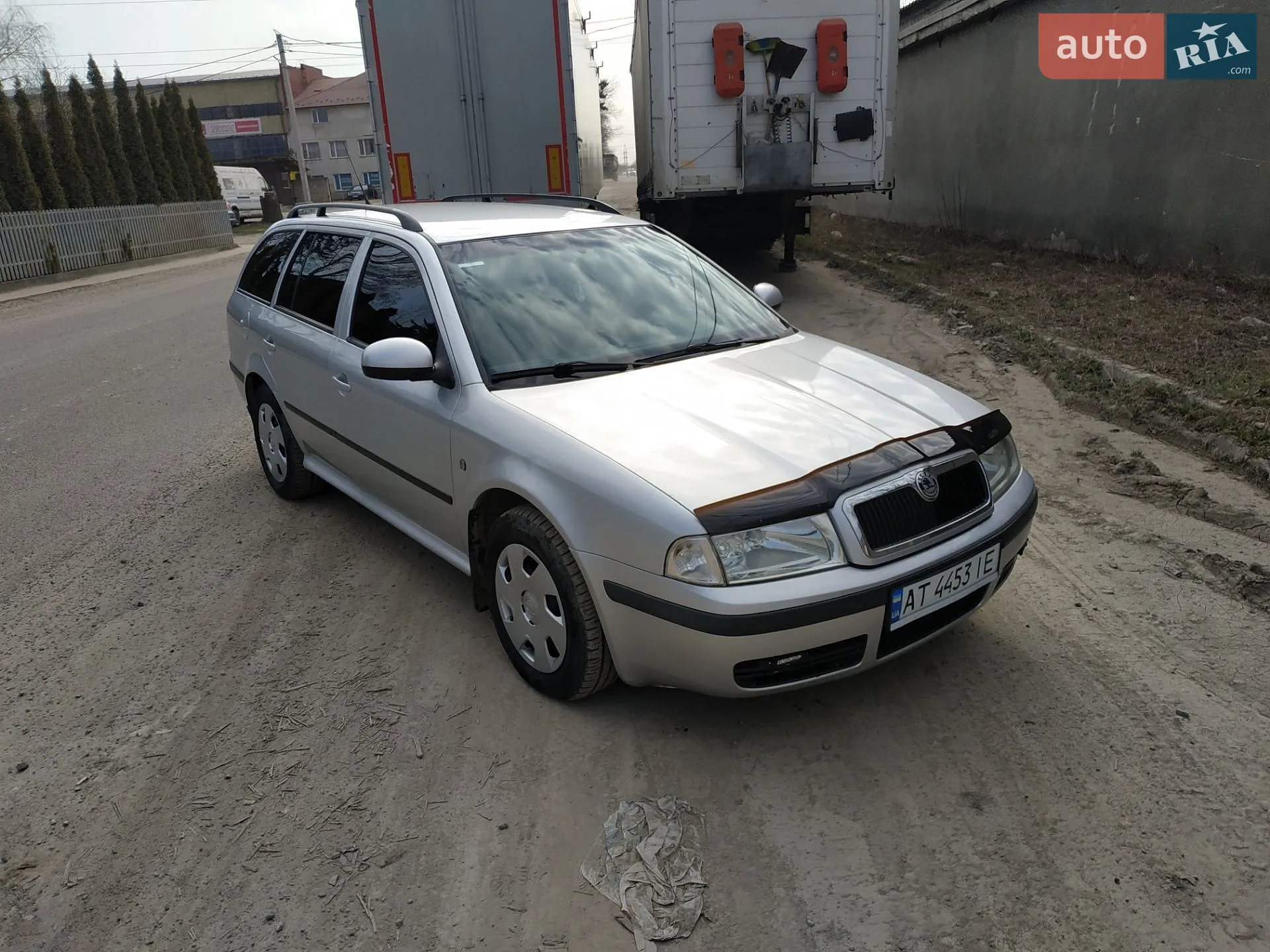 2010 Skoda Octavia - фото 1
