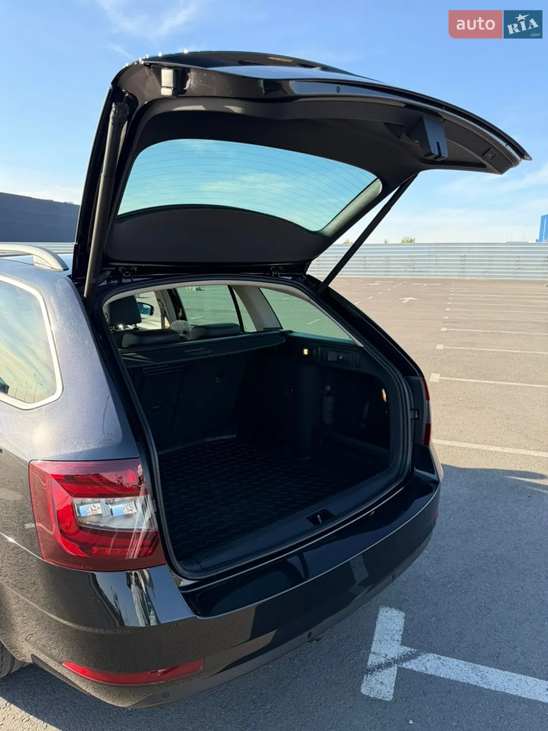 2017 Skoda Octavia - мініатюра 22