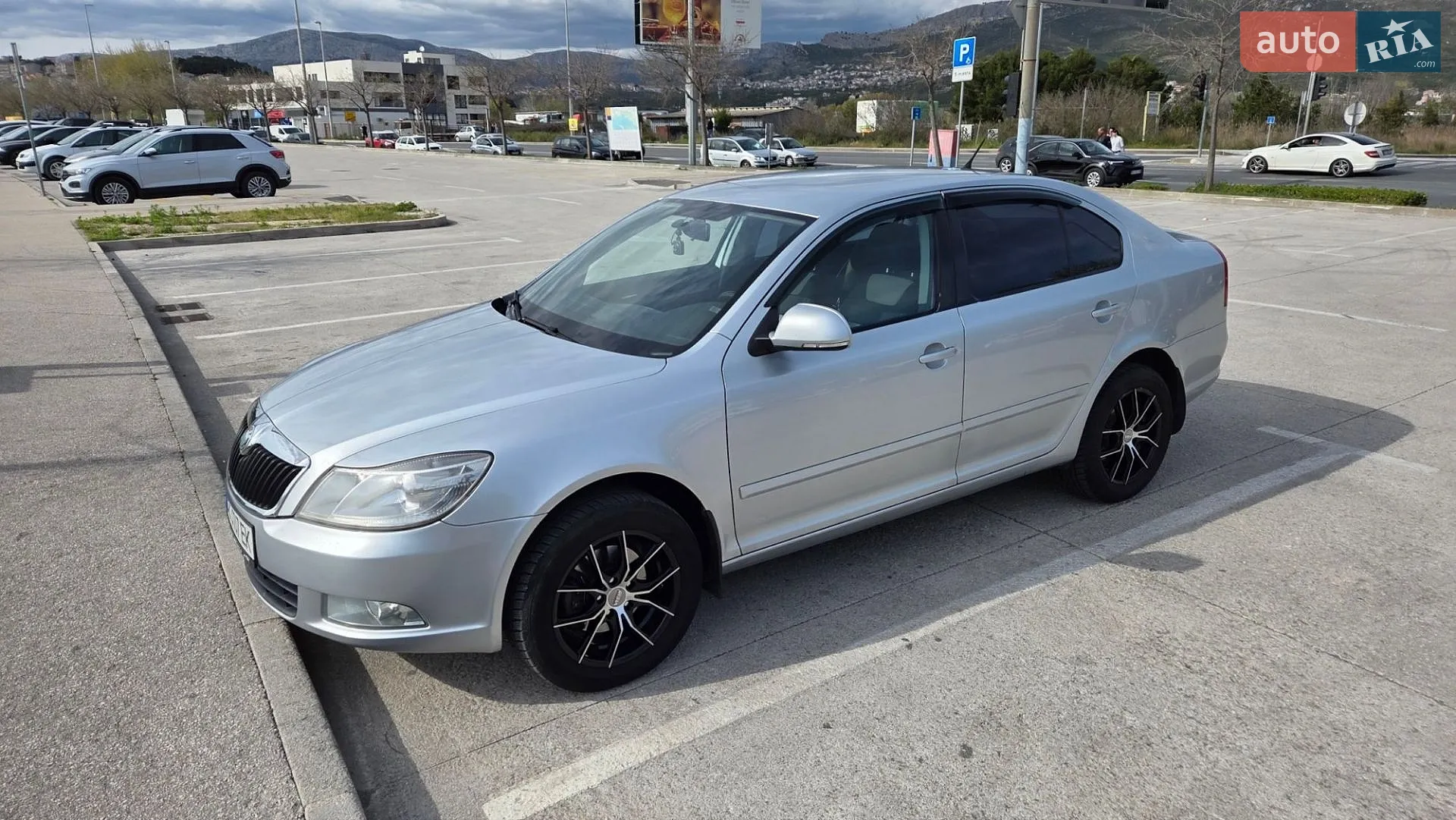 2010 Skoda Octavia - мініатюра 4