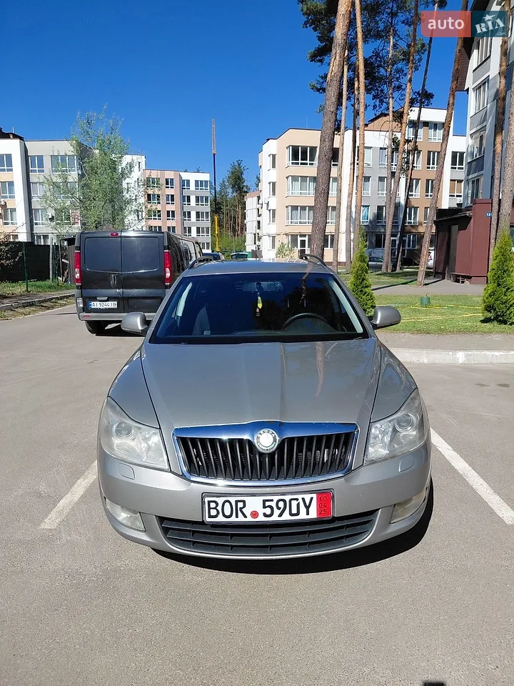 2010 Skoda Octavia - мініатюра 20