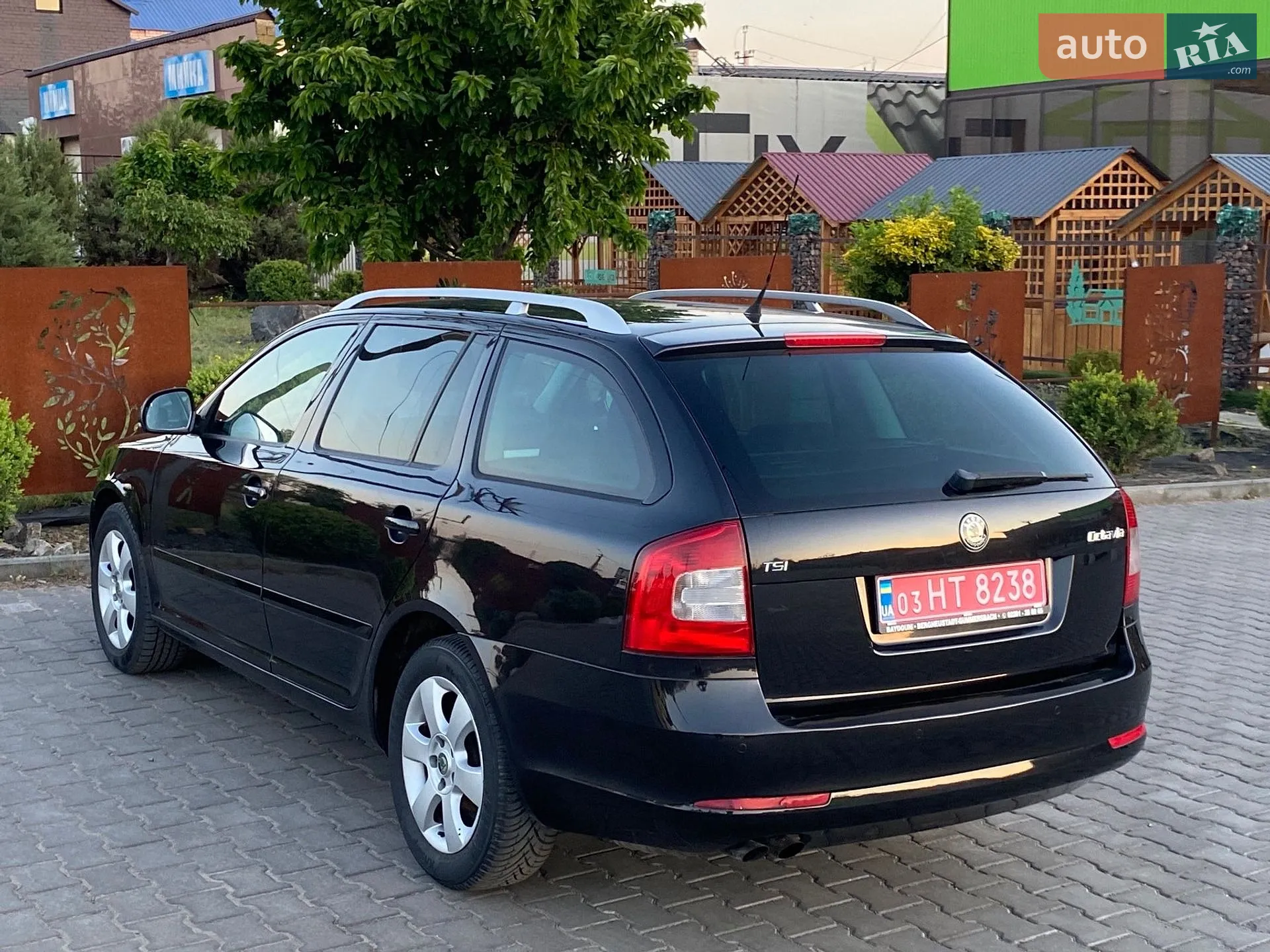 2010 Skoda Octavia - мініатюра 4