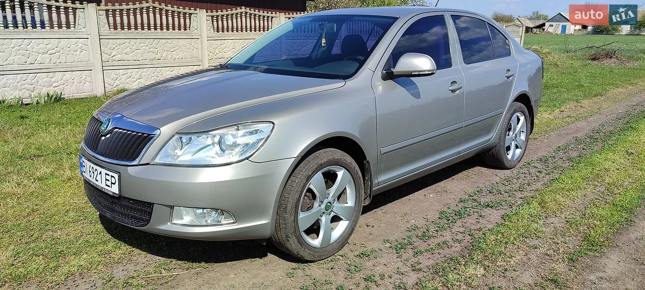 2010 Skoda Octavia - мініатюра 46