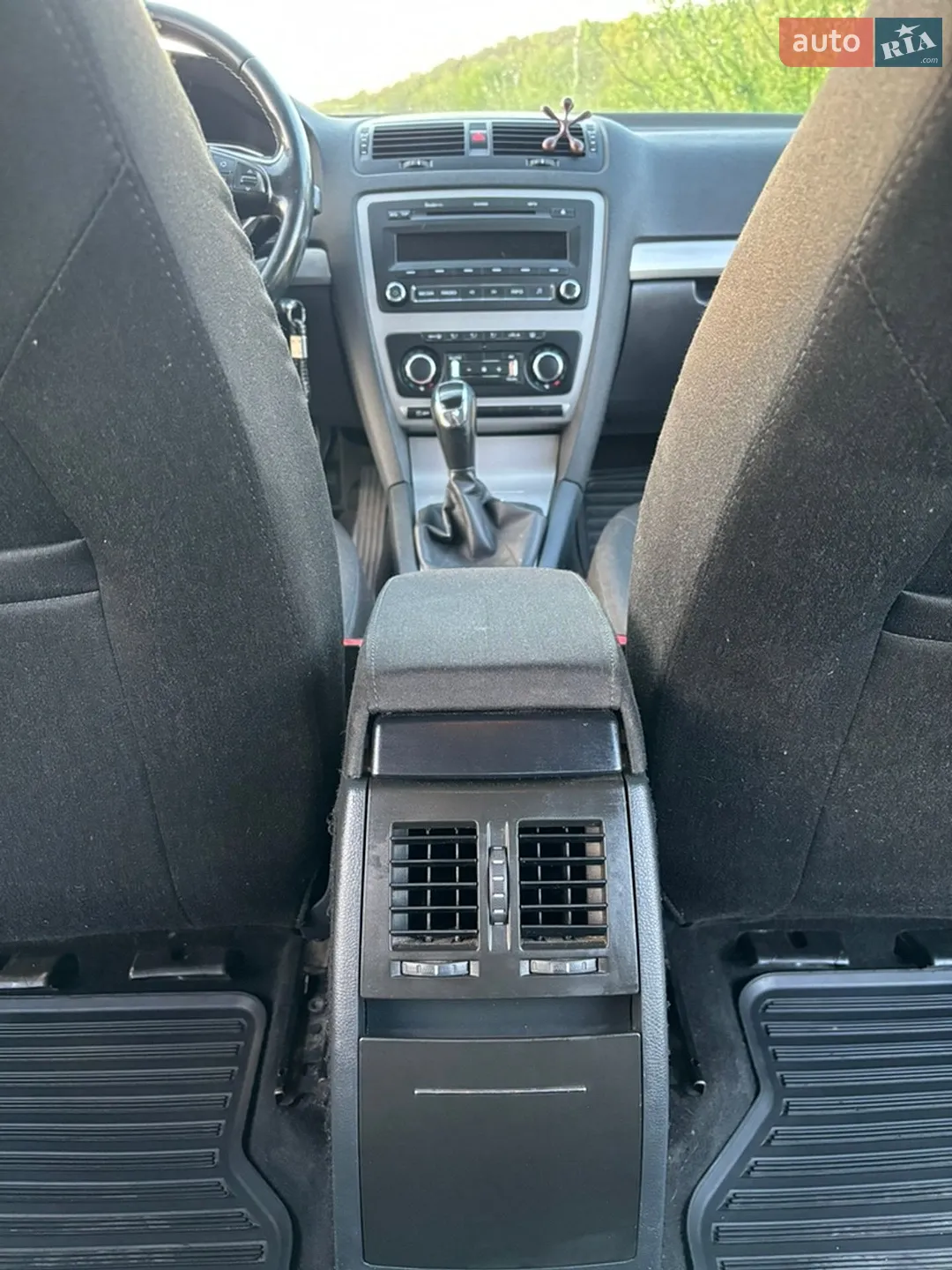 2011 Skoda Octavia - мініатюра 19
