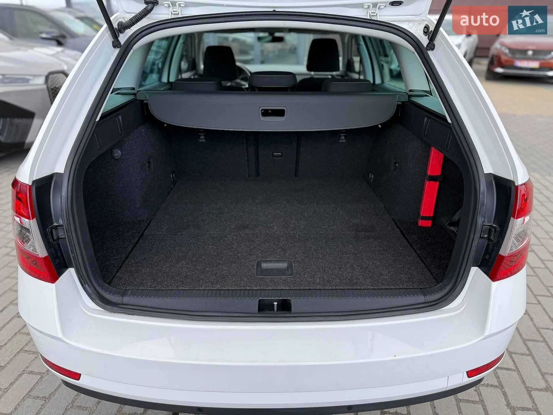 2019 Skoda Octavia - мініатюра 7