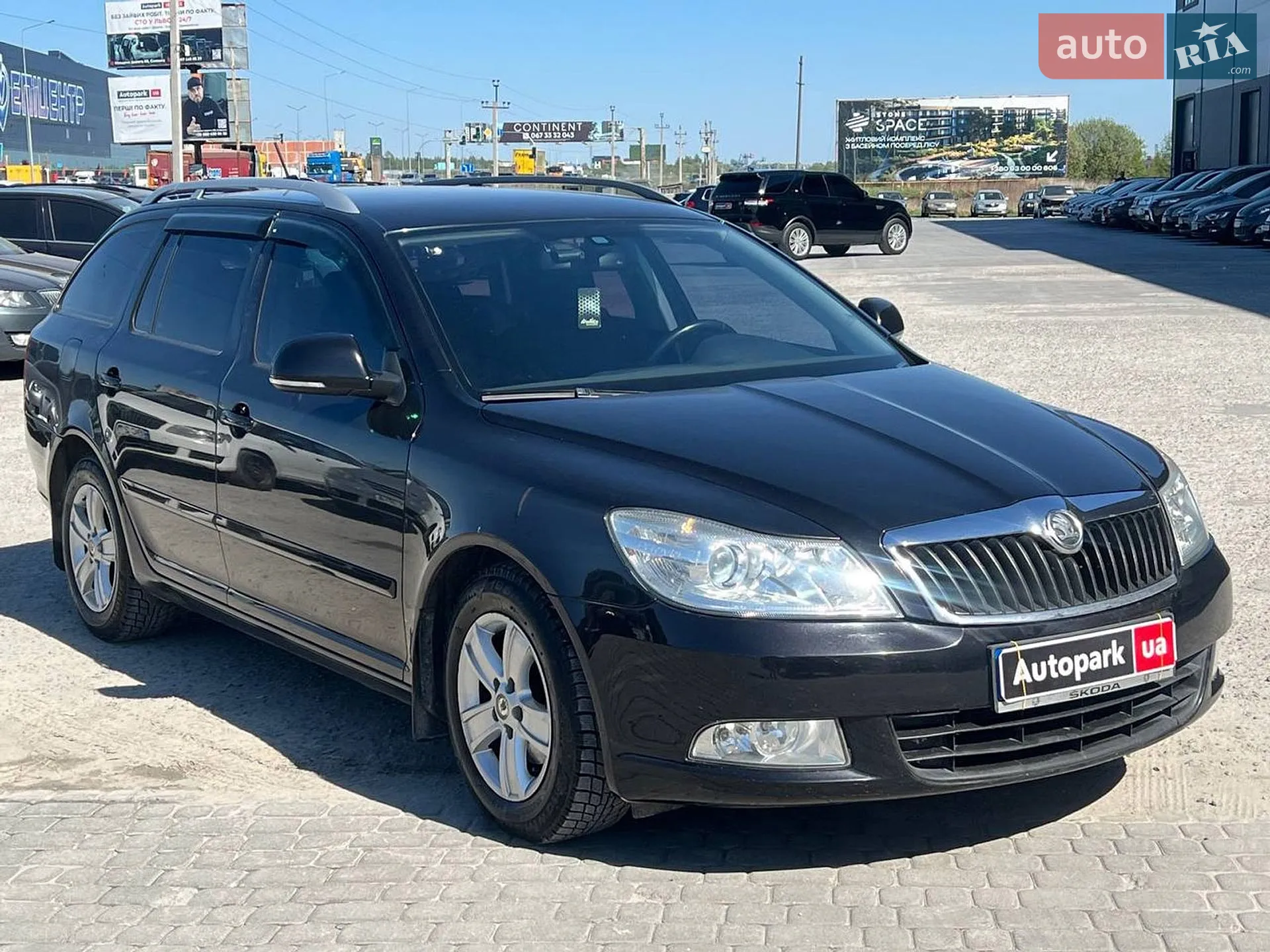 2010 Skoda Octavia - мініатюра 11