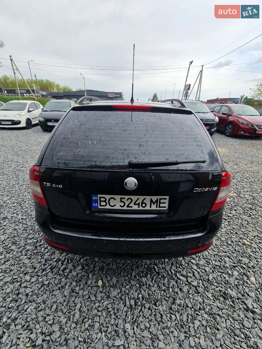 2010 Skoda Octavia - мініатюра 8