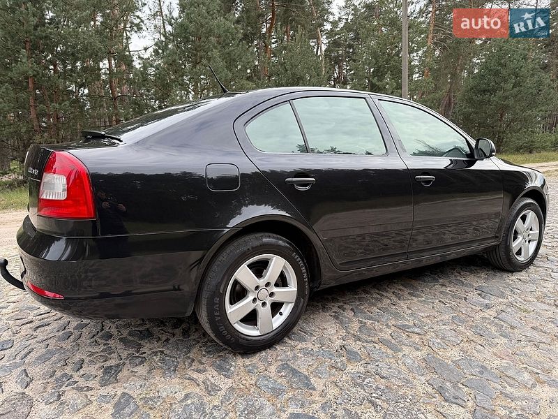 Ліфтбек Skoda Octavia 2009 в Охтирці