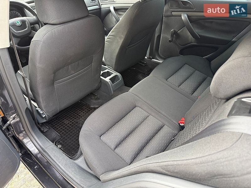 Ліфтбек Skoda Octavia 2009 в Охтирці
