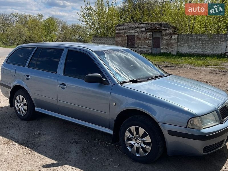 Универсал Skoda Octavia 2003 в Первомайске