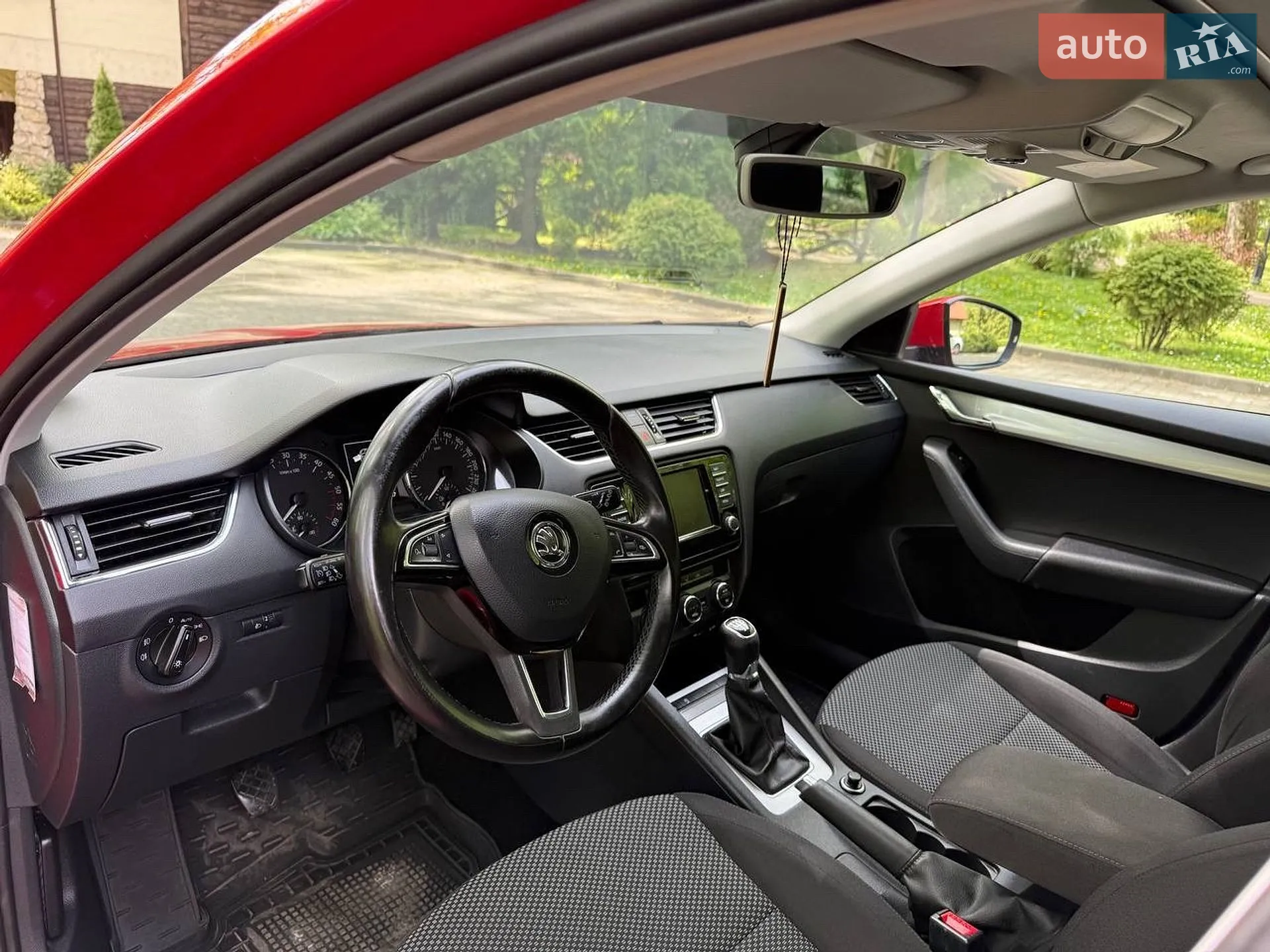 2016 Skoda Octavia - мініатюра 14