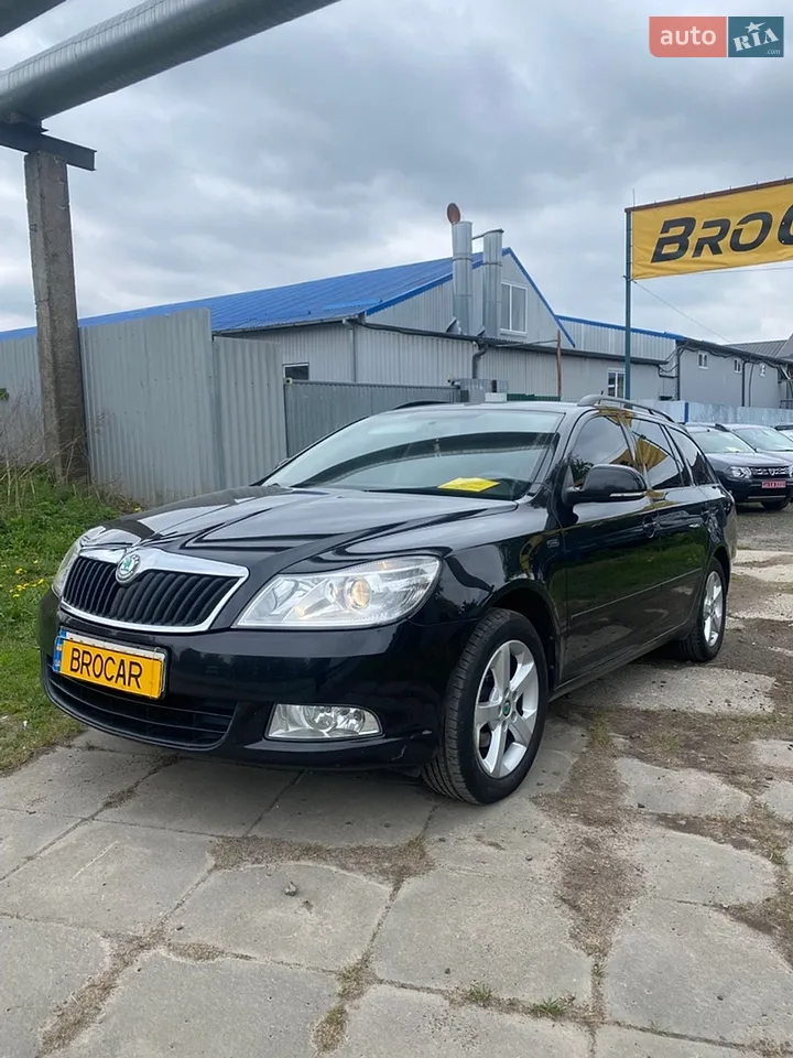 2010 Skoda Octavia - мініатюра 26